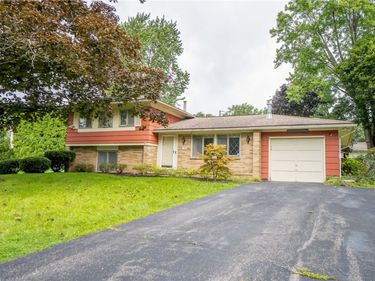 49 Gateway Road, Rochester, NY 14624