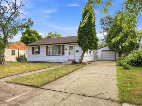 1408 13th Street N, Moorhead, MN 56560