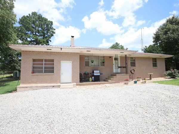 303 County Road 401, Rector, AR 72461