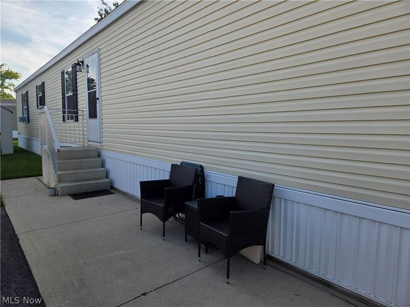 10039 State Route 700, Unit 28, Mantua, OH 44255 Photo 2