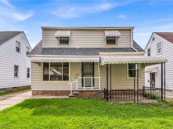 5688 E 141st Street , Maple Heights, OH 44137