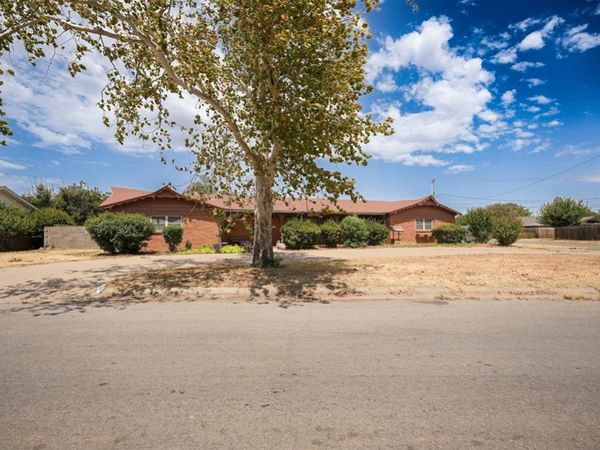 1909 Willard Drive, Altus, OK 73521