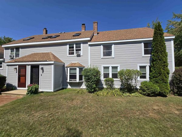 251 Knox Marsh Road, Unit 5, Dover, NH 03820
