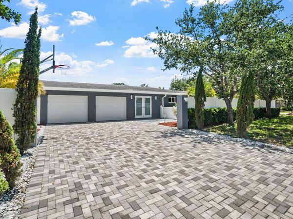5496 NE 22ND Avenue, Fort Lauderdale, FL 33308