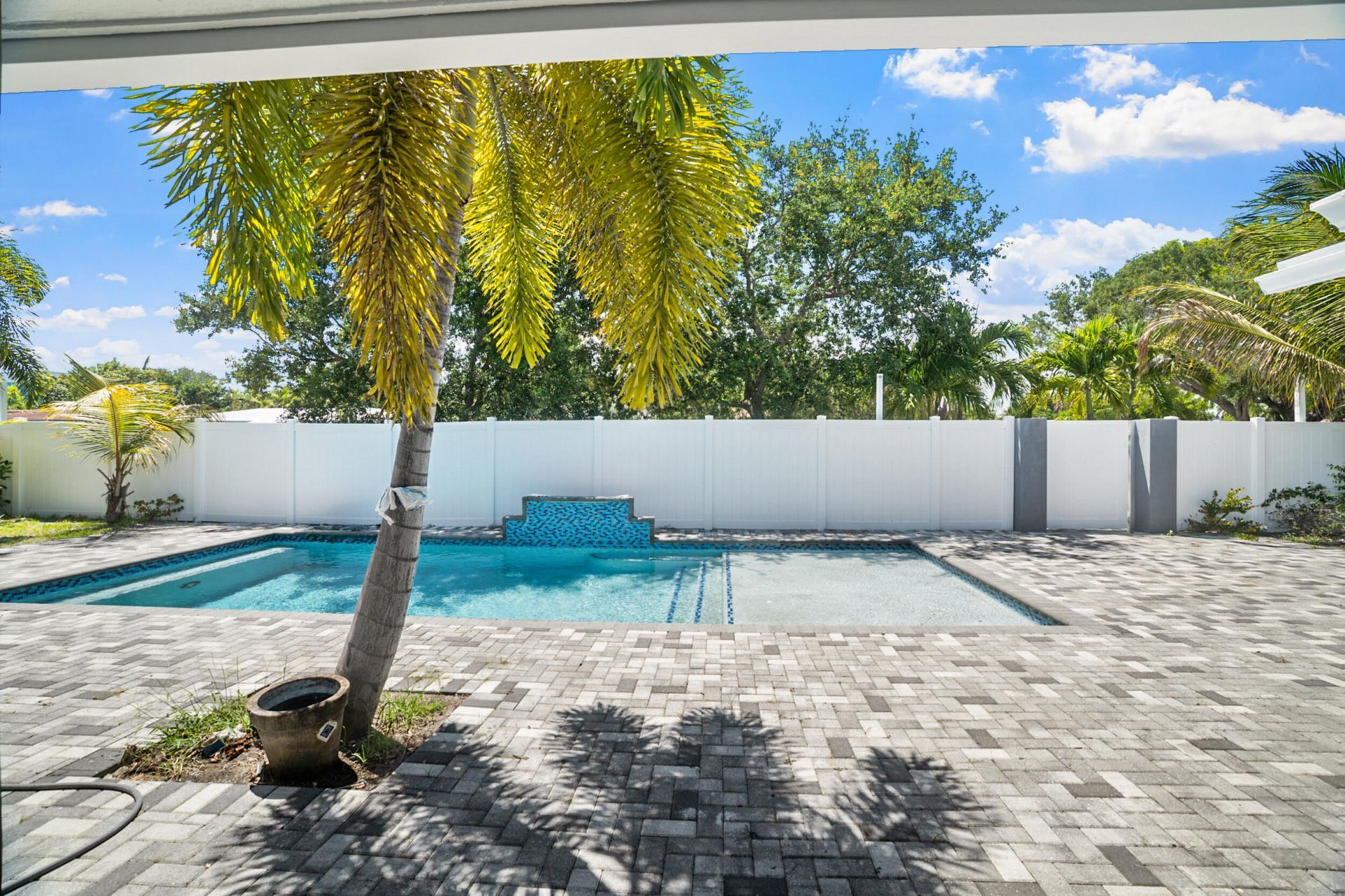 5496 NE 22nd Avenue, Fort Lauderdale, FL 33308 Photo