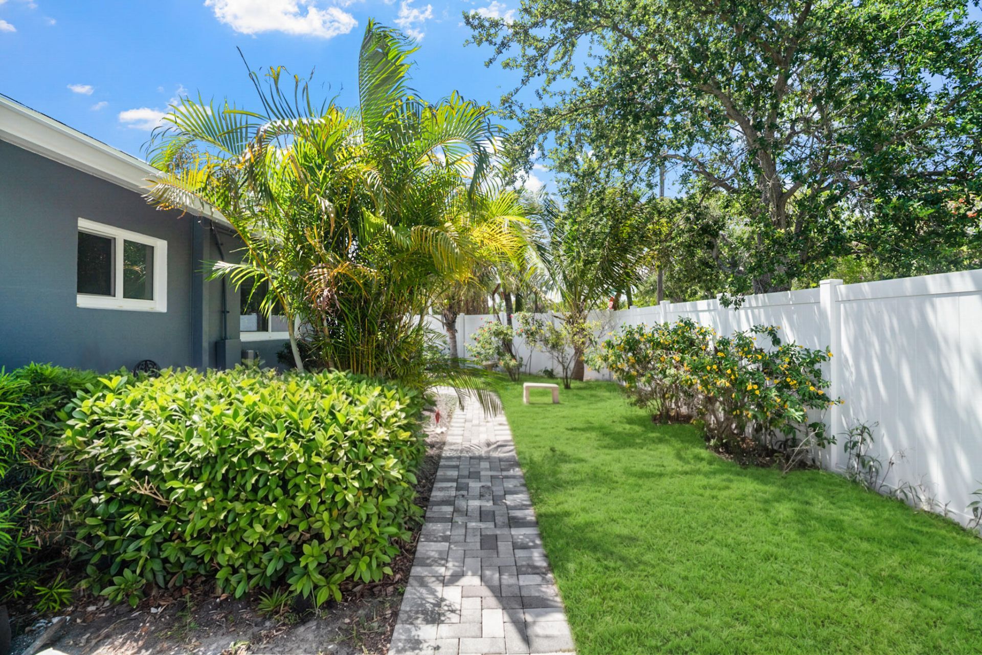 5496 NE 22nd Avenue, Fort Lauderdale, FL 33308 Photo