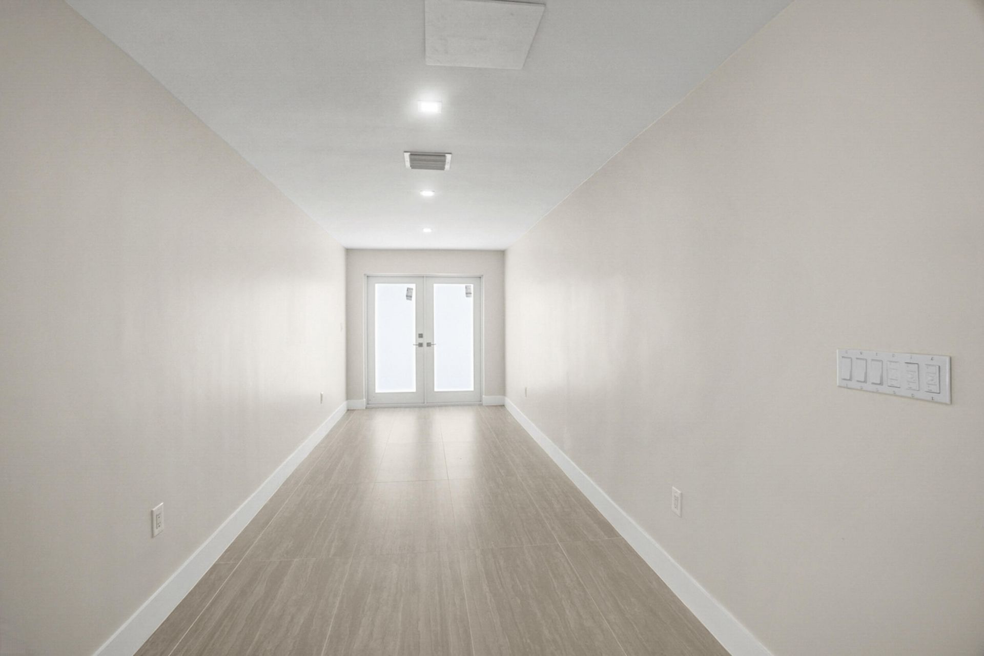 5496 NE 22nd Avenue, Fort Lauderdale, FL 33308 Photo