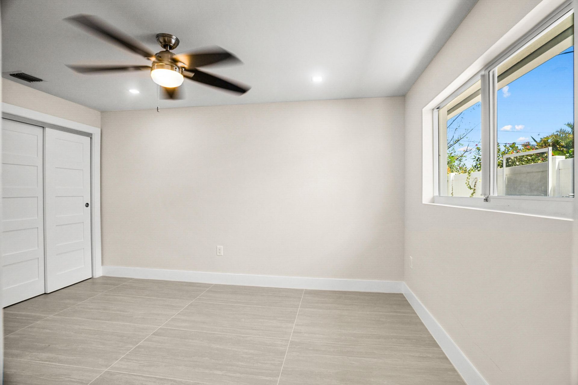 5496 NE 22nd Avenue, Fort Lauderdale, FL 33308 Photo