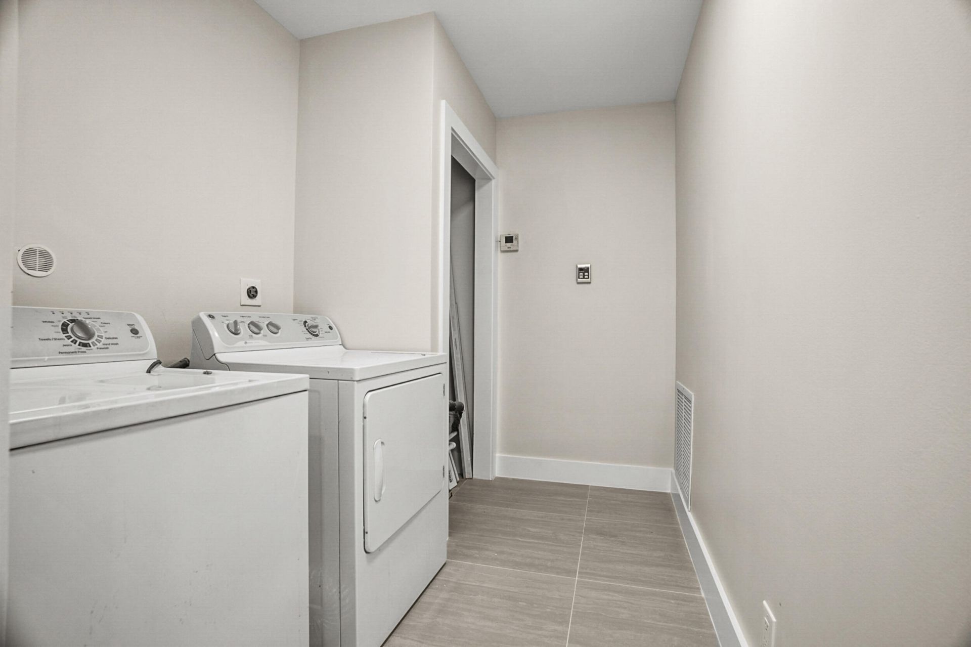 5496 NE 22nd Avenue, Fort Lauderdale, FL 33308 Photo