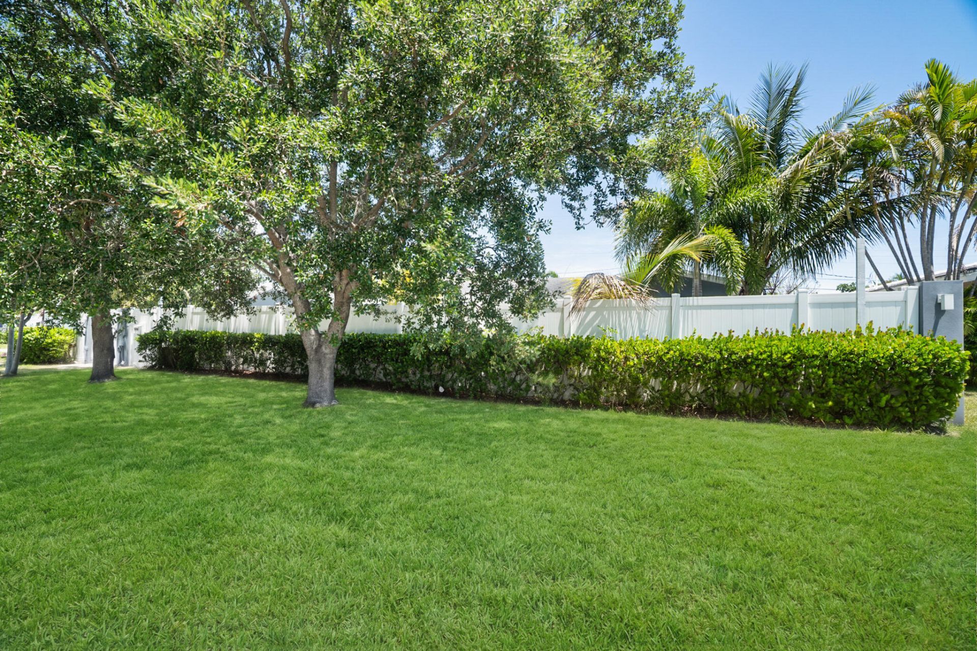 5496 NE 22nd Avenue, Fort Lauderdale, FL 33308 Photo