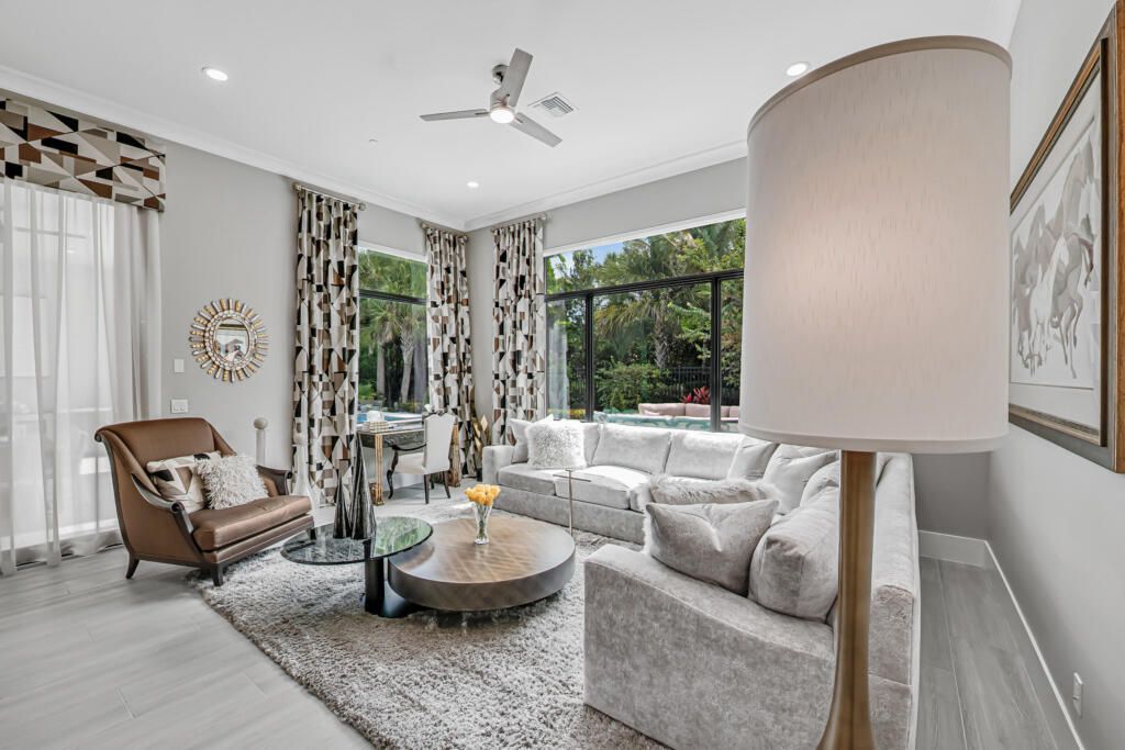 9228 Coral Isles Circle, Palm Beach Gardens, FL 33412 Photo