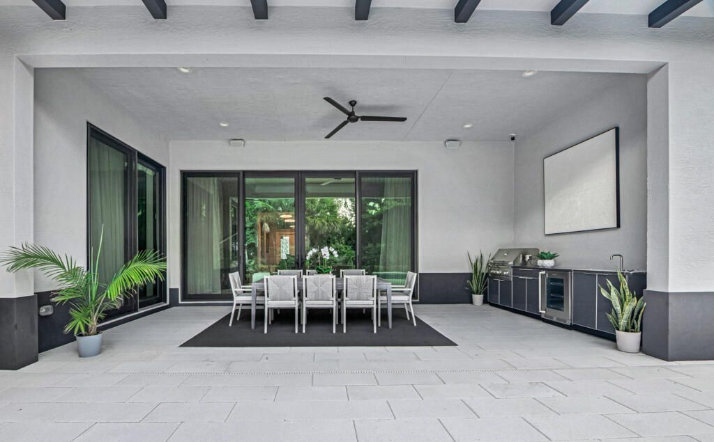 9228 Coral Isles Circle, Palm Beach Gardens, FL 33412 Photo