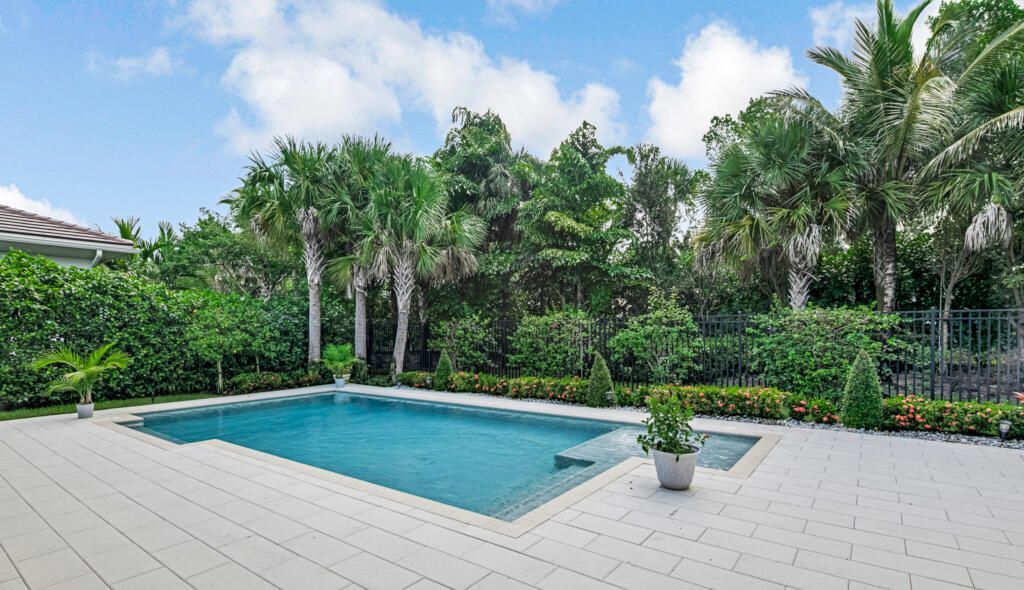 9228 Coral Isles Circle, Palm Beach Gardens, FL 33412 Photo