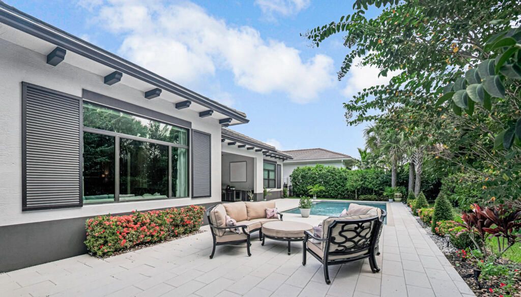 9228 Coral Isles Circle, Palm Beach Gardens, FL 33412 Photo