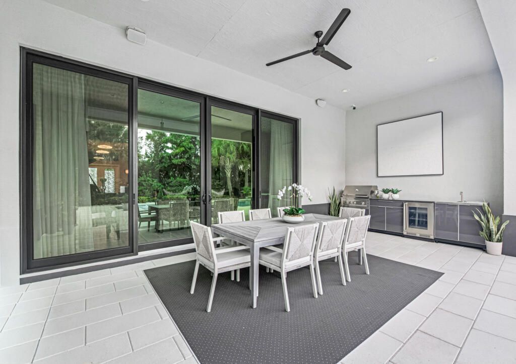 9228 Coral Isles Circle, Palm Beach Gardens, FL 33412 Photo