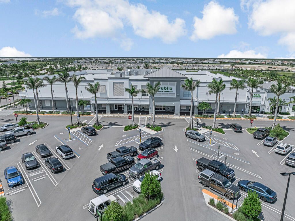 9228 Coral Isles Circle, Palm Beach Gardens, FL 33412 Photo