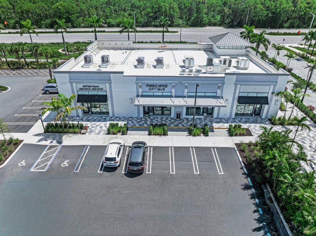 9228 Coral Isles Circle, Palm Beach Gardens, FL 33412 Photo