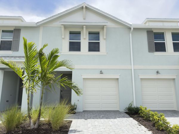 646 Salisbury Circle, Fort Pierce, FL 34982