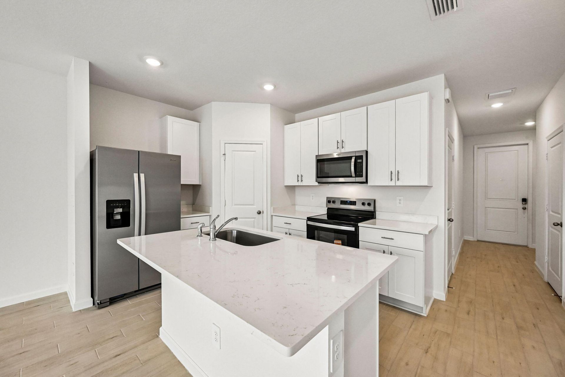 646 Salisbury Circle, Fort Pierce, FL 34982 Photo