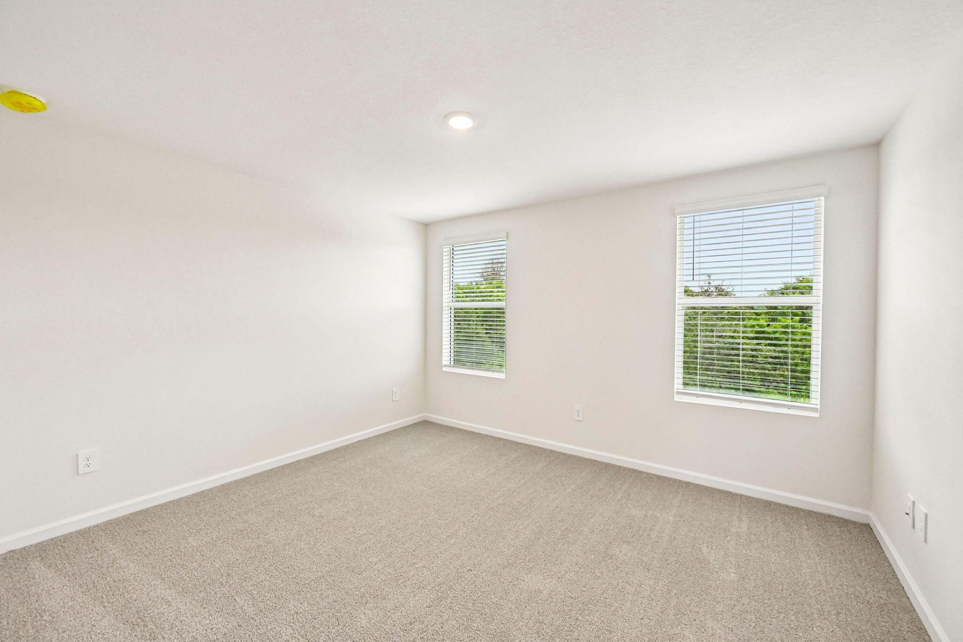 646 Salisbury Circle, Fort Pierce, FL 34982 Photo
