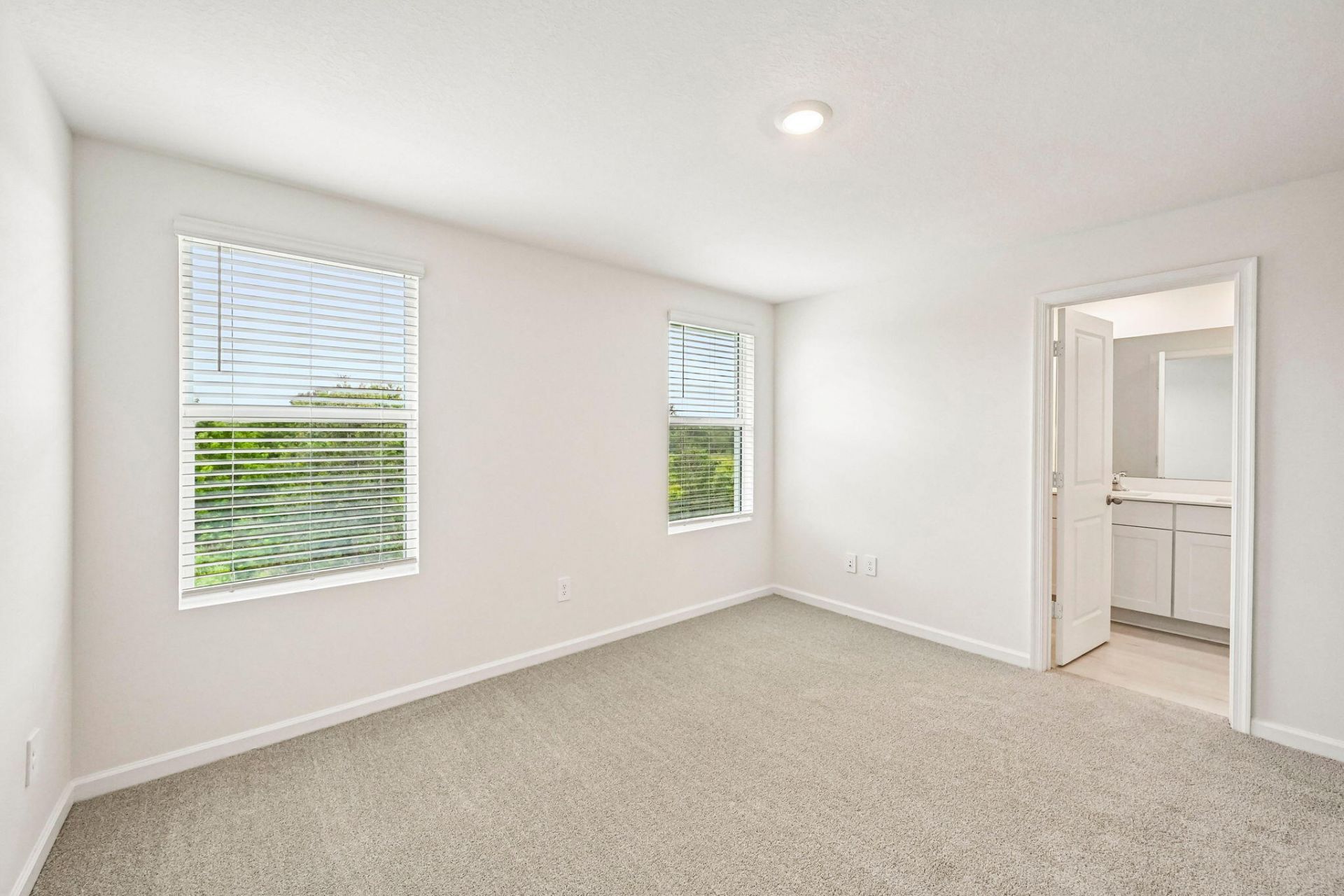 646 Salisbury Circle, Fort Pierce, FL 34982 Photo