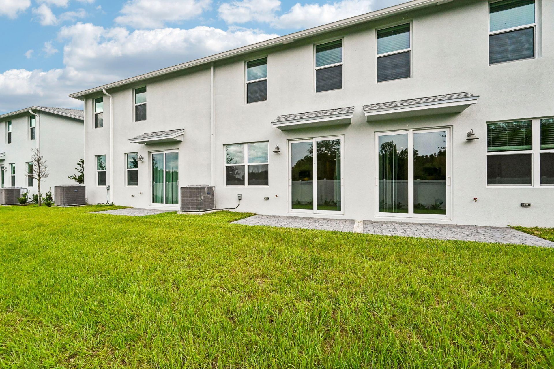 646 Salisbury Circle, Fort Pierce, FL 34982 Photo