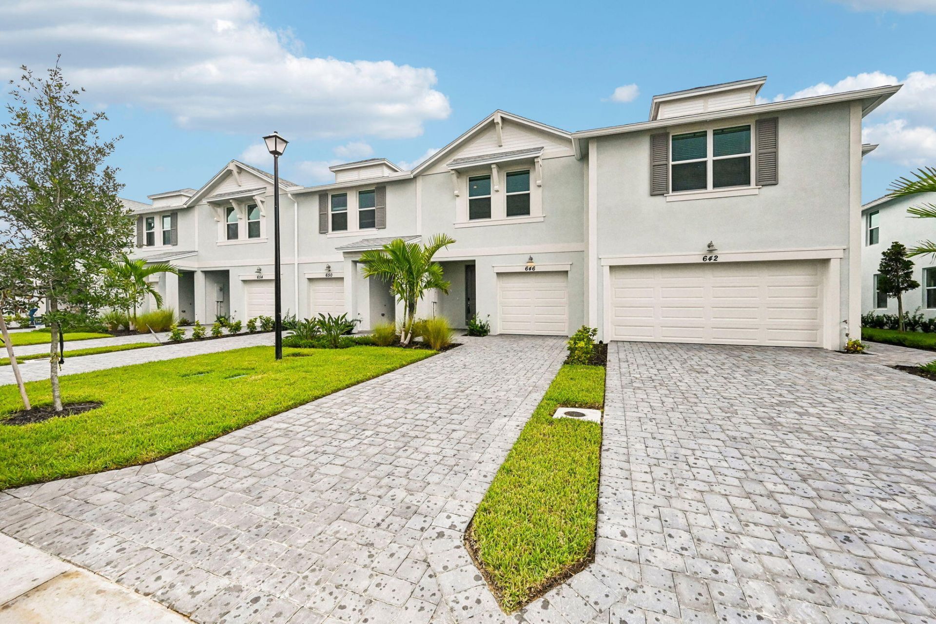 646 Salisbury Circle, Fort Pierce, FL 34982 Photo