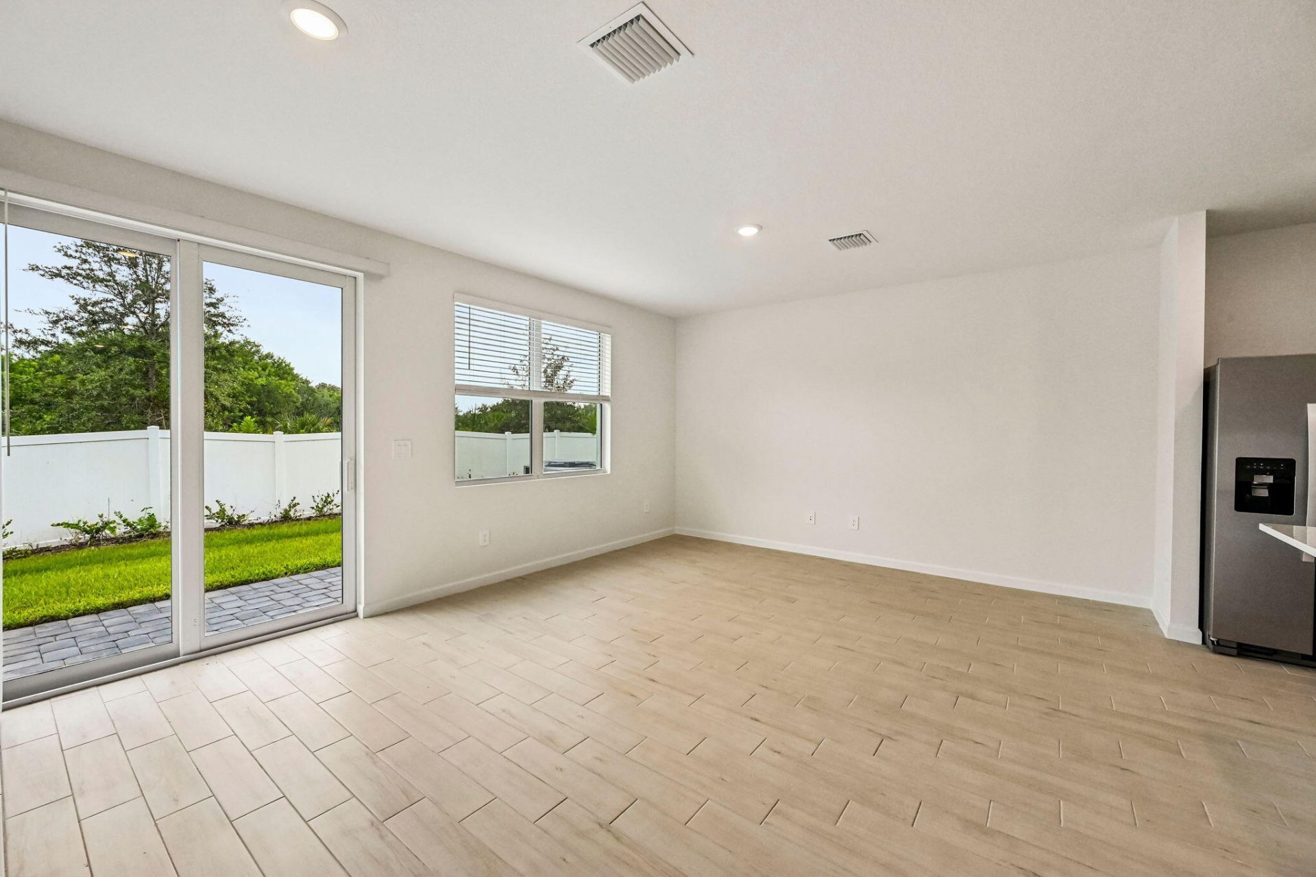 646 Salisbury Circle, Fort Pierce, FL 34982 Photo