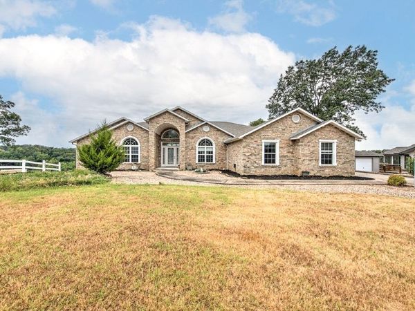 25 Eddleston Drive, Bella Vista, AR 72715