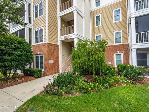13364 BEACH Boulevard, Unit 813, Jacksonville, FL 32224