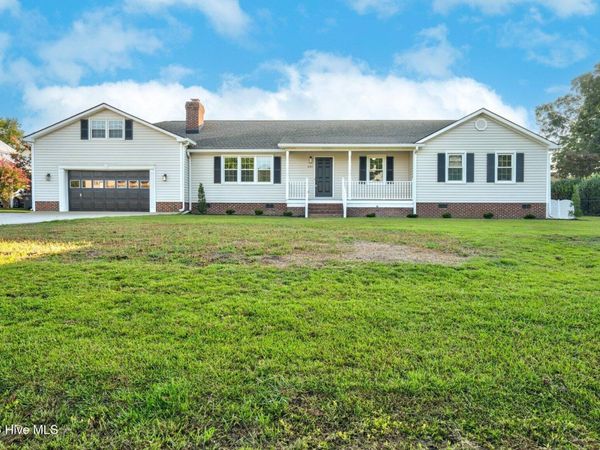 645 Sand Trap Drive, Rocky Mount, NC 27804