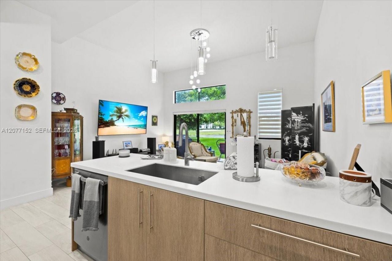 808 NW 44th Ter , Plantation, FL 33317 Photo