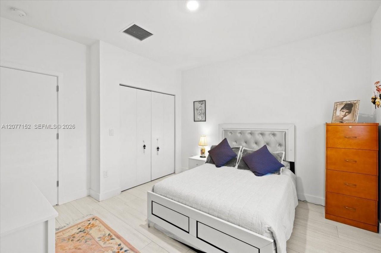 808 NW 44th Ter , Plantation, FL 33317 Photo