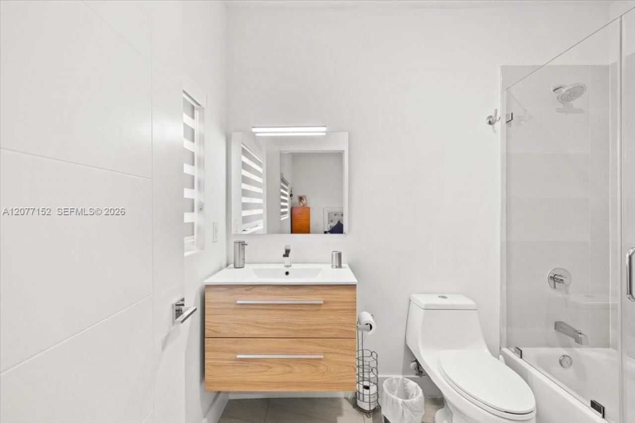 808 NW 44th Ter , Plantation, FL 33317 Photo