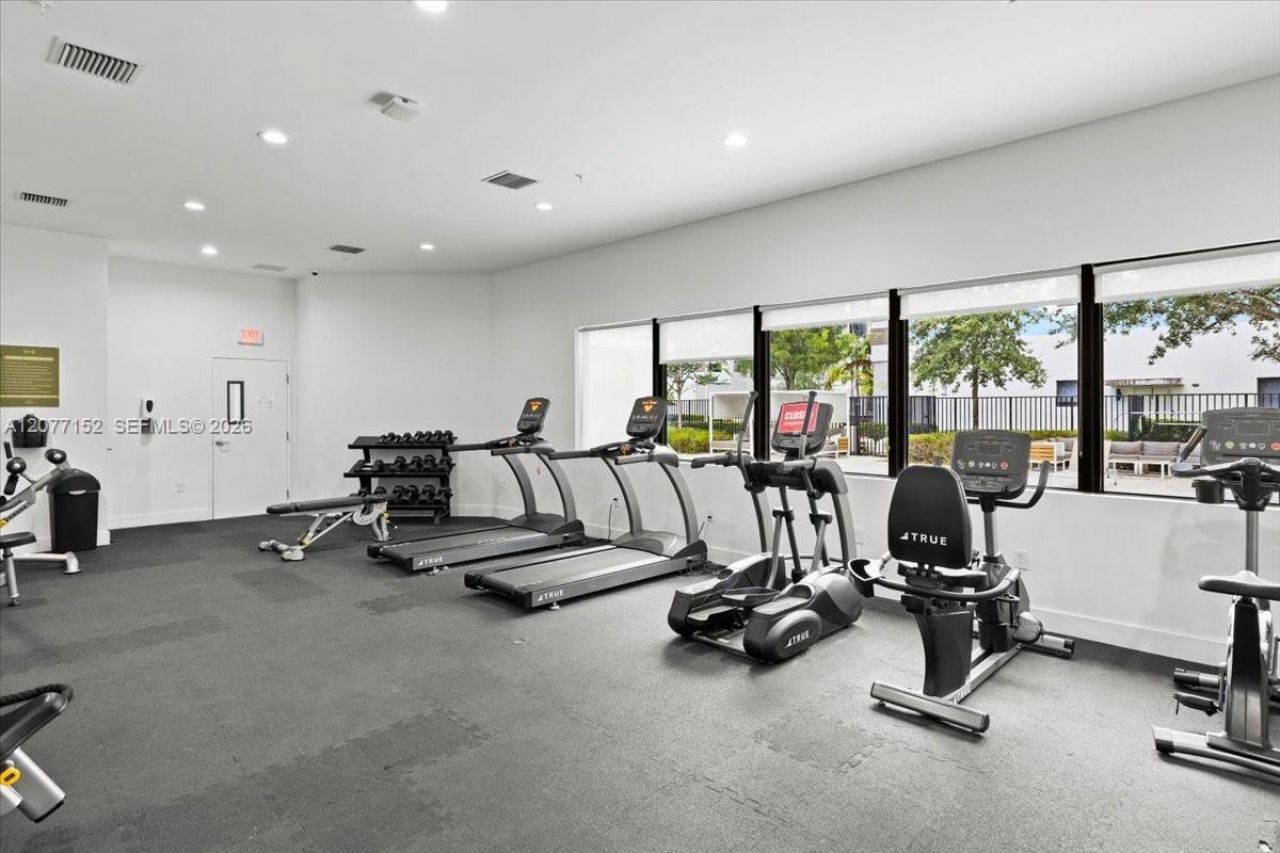 808 NW 44th Ter , Plantation, FL 33317 Photo