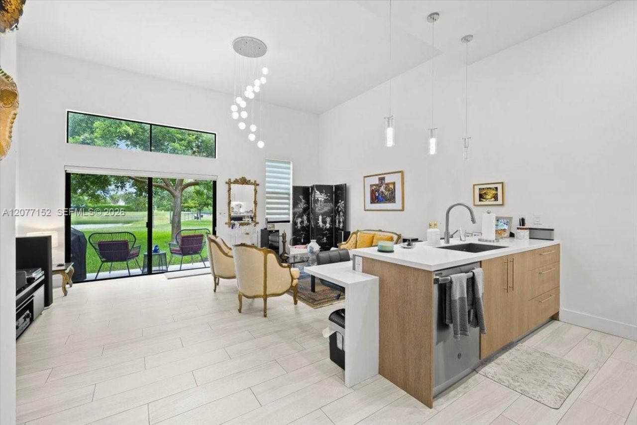 808 NW 44th Ter , Plantation, FL 33317 Photo