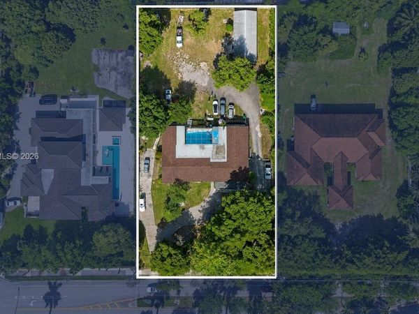 6700 SW 97th Ave, Miami, FL 33173