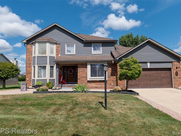2147 Hidden Trail Drive, Sterling Heights, Mi 48314