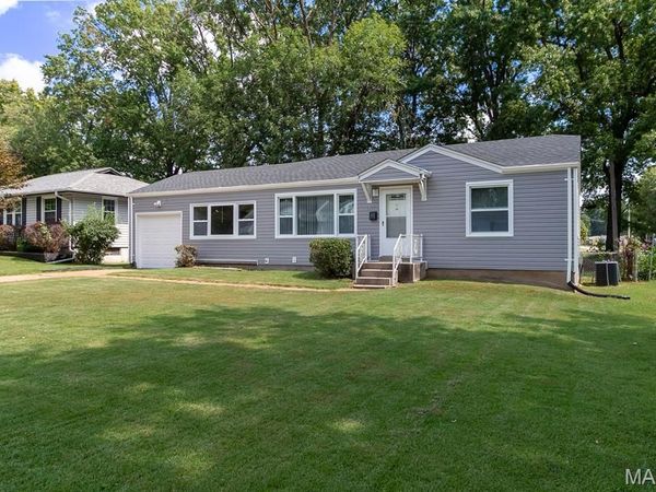 10212 Surf Drive , Bellefontaine Nghbrs, MO 63137