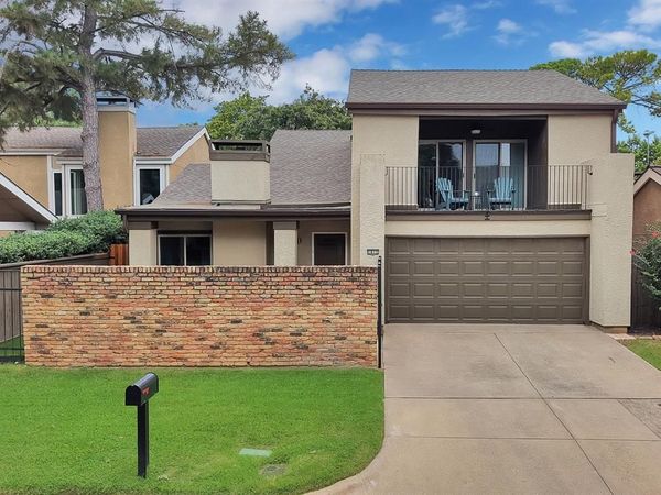 1612 Hawthorne Drive, Arlington, TX 76012