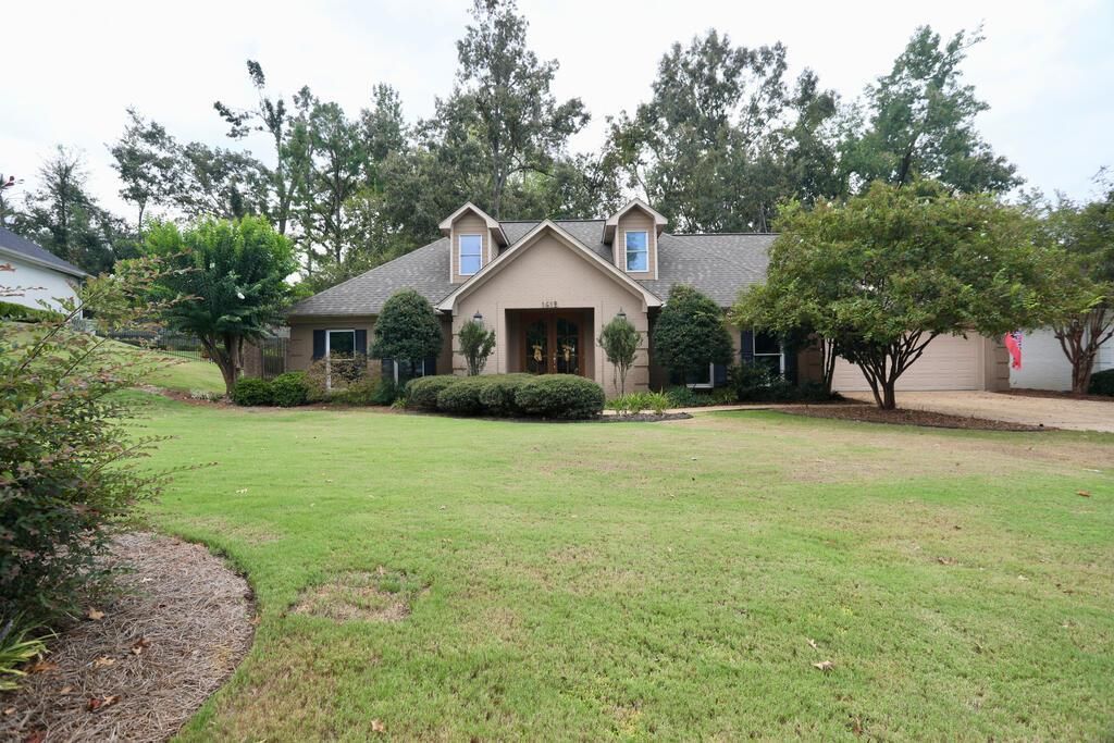 1612 Grand Oaks Blvd, Oxford, MS 38655 Main Photo