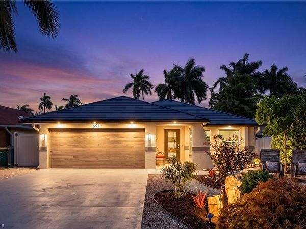 691 100th AVE N, NAPLES, FL 34108