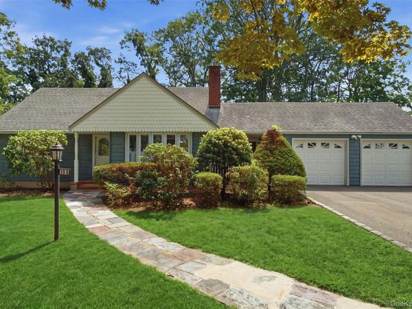 155 Hoover Place , Centerport, NY 11721
