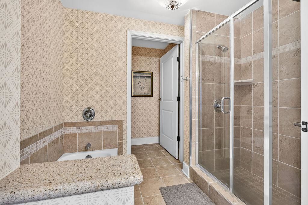 8121 Marina Inn Photo 28