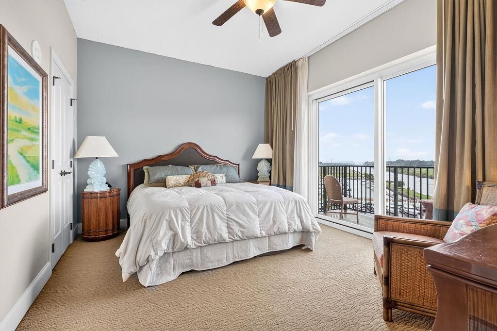 8121 Marina Inn Photo 30