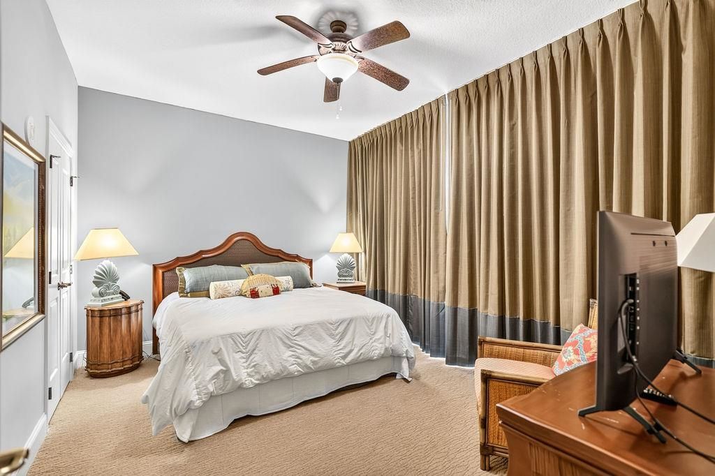 8121 Marina Inn Photo 31