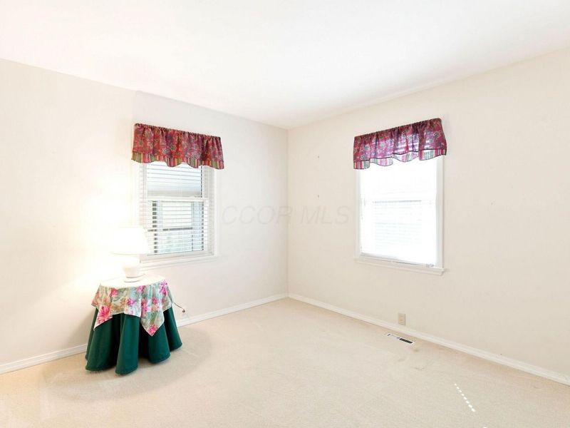 283 E Beechwold Boulevard , Columbus, OH 43214 Photo 31