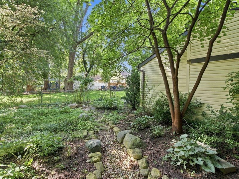 283 E Beechwold Boulevard , Columbus, OH 43214 Photo 9