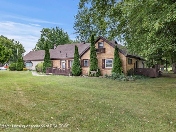 8405 W Saint Joseph Highway, Lansing, MI 48917