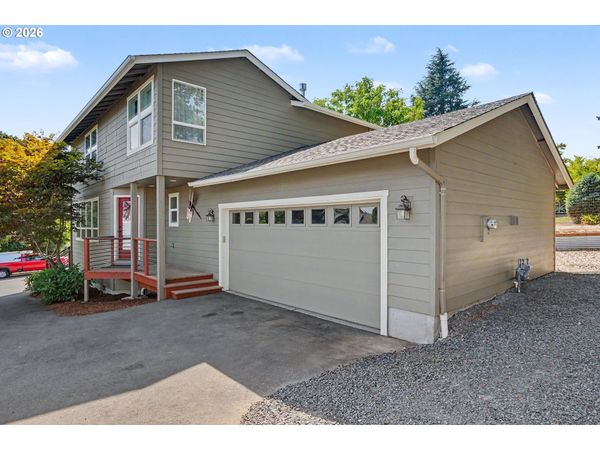 1685 HILLCREST NW CT, Salem, OR 97304
